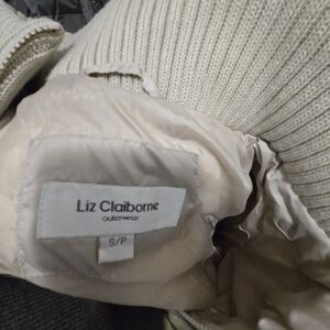 Wonens Liz Clairborn winter jacket size small